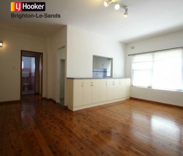 SPOTLESS & AIRY GROUND FLOOR TWO BEDROOM APARTMENT - Photo 5
