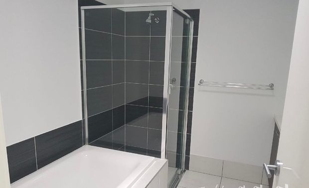 THREE BEDROOM MODERN DUPLEX IN LOGAN RESERVE - Photo 1