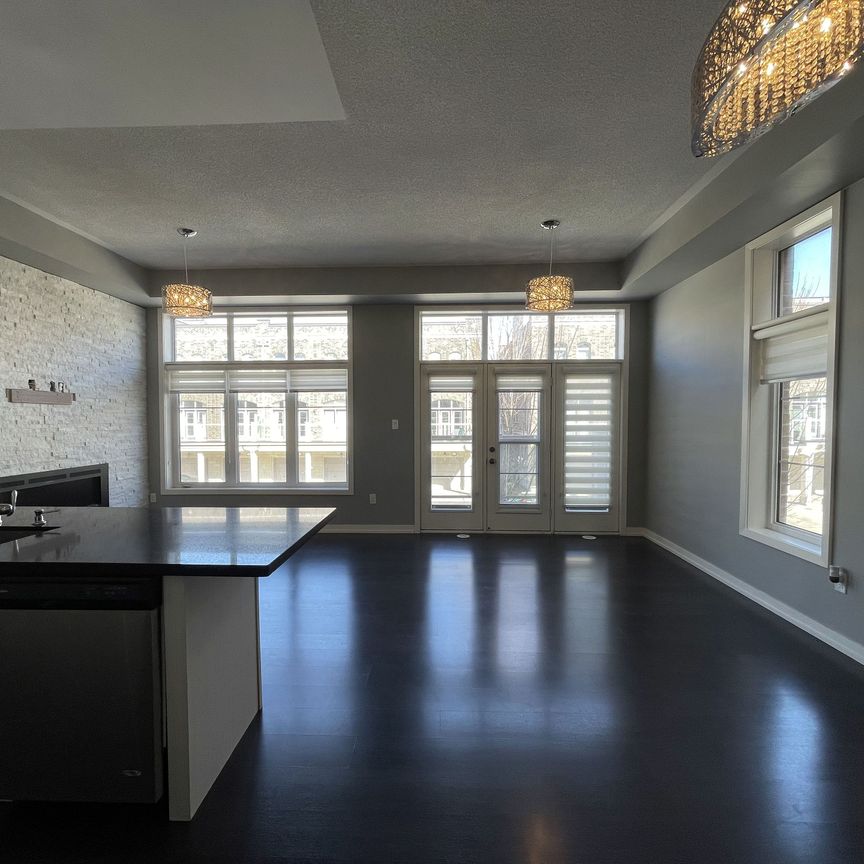 For Lease - 26 Cornerbank Crescent, Whitchurch-Stouffville, Ontario - Photo 1