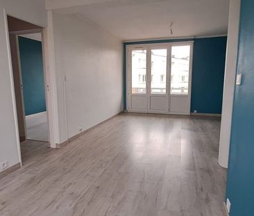 Appartement à louer 4 pièces • 66,28 m2 Saint-Quentin - Photo 2