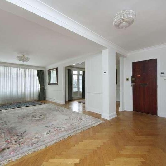 Mount Avenue, W5 - Photo 1