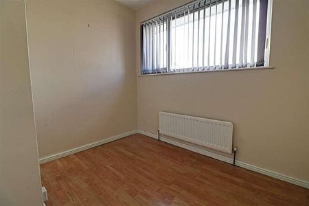 Matlock Road, Lower Farm, Bloxwich, WS3 - Photo 5