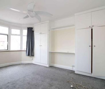 Ebbisham Road, Worcester, KT4 - Photo 4