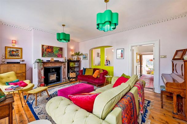 5 bedroom semi-detached house to rent - Photo 1