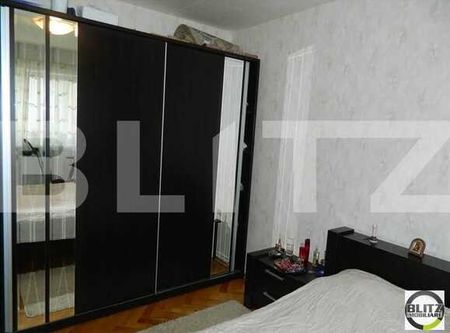 Apartament 3 camere, decomandat, 65 mp utili, loc parcare, boxa, zona Mehedinti! - Photo 2