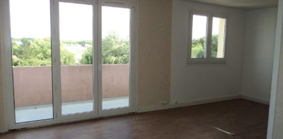 Appartement T4 à LA FERE - Photo 2