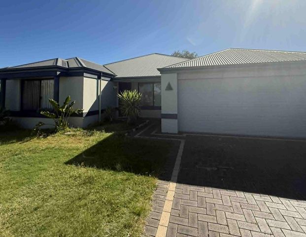 Spacious Family Home - Photo 1