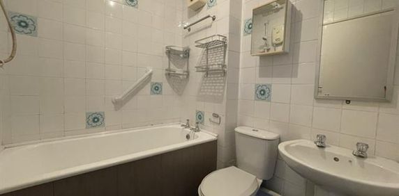 Columbine Close - Photo 2