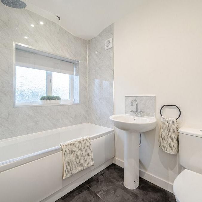 2 bedroom semi-detached house to rent - Photo 1