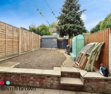 Yew Tree Rise, Ipswich - Photo 5