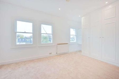 Turnham Green Terrace, Turnham Green, W4 - Photo 2