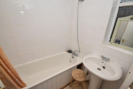 4 bedroom house to rent - Photo 5