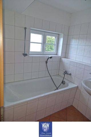 TOP Grundriss! 2-Zimmerwohnung mit groÃer KÃ¼che, Tageslichtbad und Laminat! - Photo 5