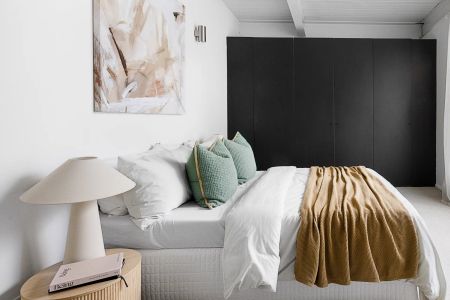 Warehouse-Style Living in Iconic Red Tulip Factory - Photo 2