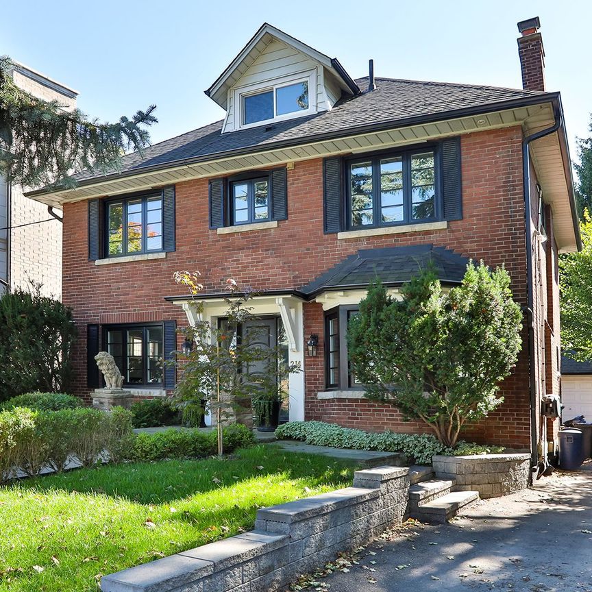 For Lease - 214 Dinnick Crescent, Toronto, Ontario - Photo 1