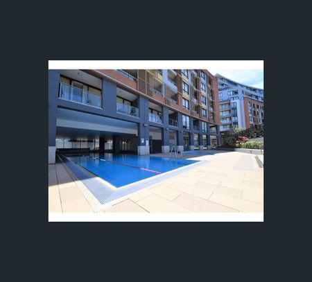 1003/2 Brodie Spark Drive, Wolli Creek, NSW 2205 - Photo 4