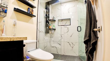 For Lease - 3072 Autumn Hill Crescent, Burlington, Ontario - Photo 3