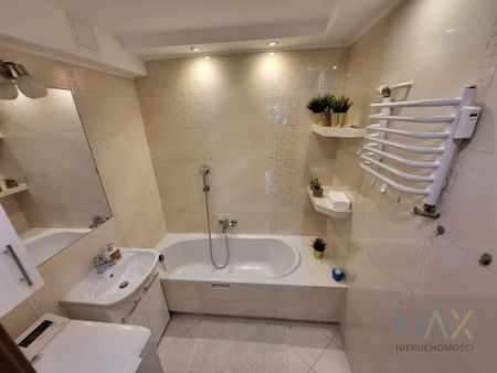 Przytulne zadbane mieszkanie dwupokojowe na Salwatorze z opcją garażu - Zdjęcie 2