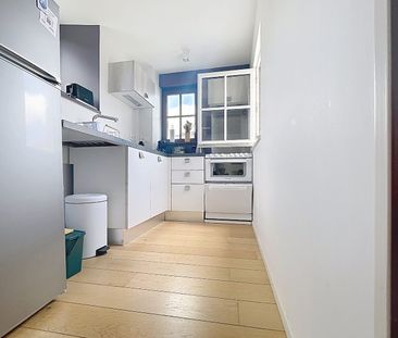 Location Appartement 2 pièces 44m² LA ROCHELLE 17000 - Photo 4