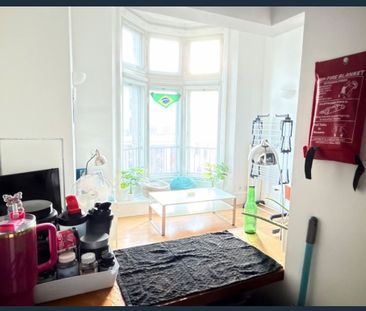 Room in a Shared House, Hepworth Chambers Apartments, LS1 - Photo 4