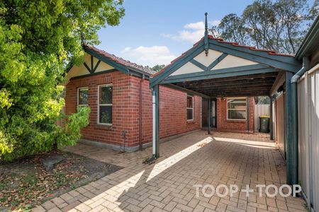 Courtyard Home Adjacent Linear Park. - Photo 3