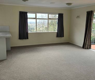 Easy Care Living! - Photo 2