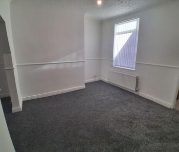 2 bedroom house to rent - Photo 1