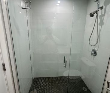 For Lease - 15 Walmer Road Unit# 105, Toronto, Ontario - Photo 3