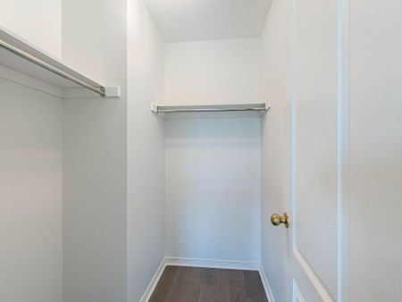 For Lease - 42 Cookview Drive, Brampton, Ontario - Photo 3