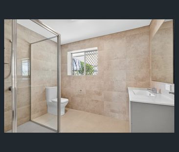 Recently Renovated Family Home in a Quiet Cul-de-Sac - Photo 1