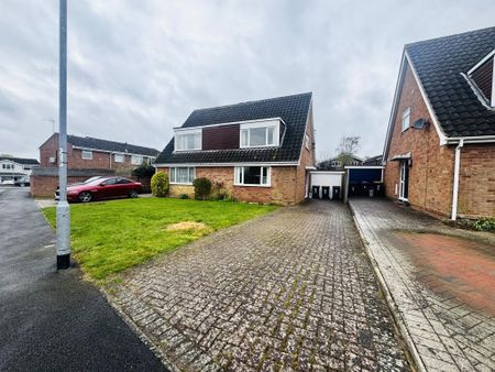 3 bedroom semi-detached house to rent - Photo 5