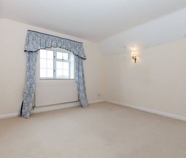 Newington, Wallingford - Photo 6