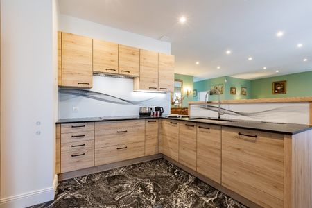 Location Appartement 4 pièces 127m² FRONTIGNAN 34110 - Photo 5