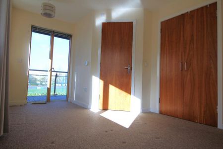 2 bedroom apartment to rent - Photo 3