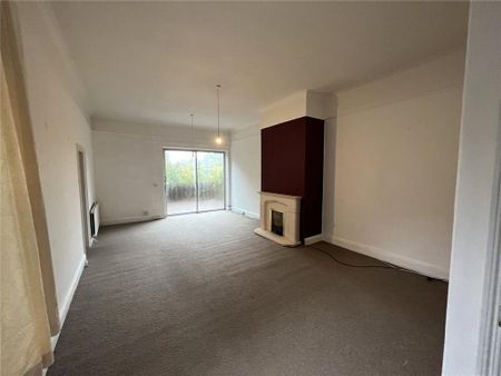 2 bedroom end of terrace house to rent - Photo 3
