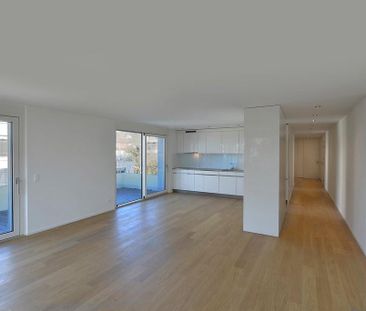 Exklusive 4.5 Zimmerwohnung an bester Wohnlage - Foto 1