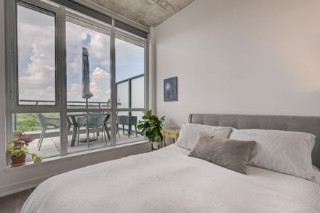 For Lease - 1238 Dundas Street Unit# 813, Toronto, Ontario - Photo 5