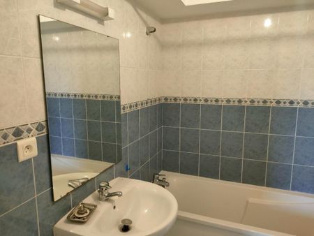 Appartement de Type 2 avec Garage Fermé - Photo 4