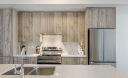 For Lease - 1357 SHEVCHENKO Boulevard, Oakville, Ontario - Photo 3