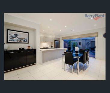 The Pinnacle of Low Maintenance Living – It Doesn't Get Better Then... - Photo 1