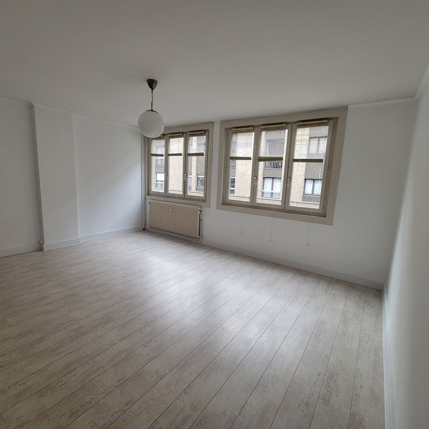 APPARTEMENT T3 + TERRASSE + PARKING - VAUBAN - Photo 1
