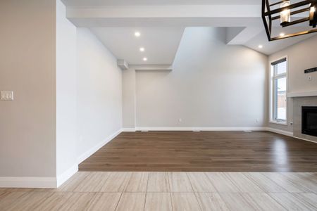 For Lease - 3 Grundy Crescent, East Luther Grand Valley, Ontario - Photo 3