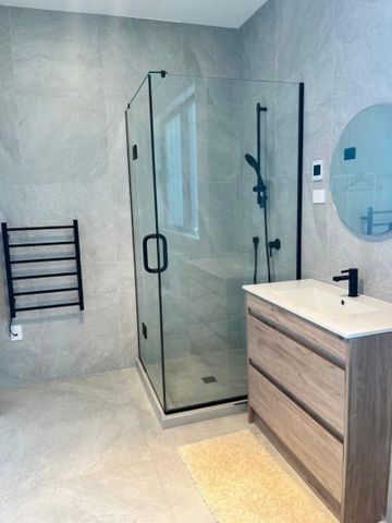 Modern four-bedroom standalone two-story home in Westgate - Photo 5