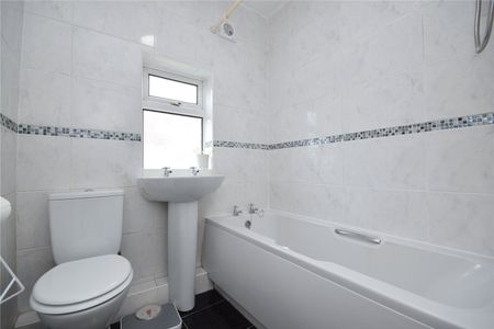 5, Raynville Mount, Leeds, West Yorkshire, LS13 2RN - Photo 4