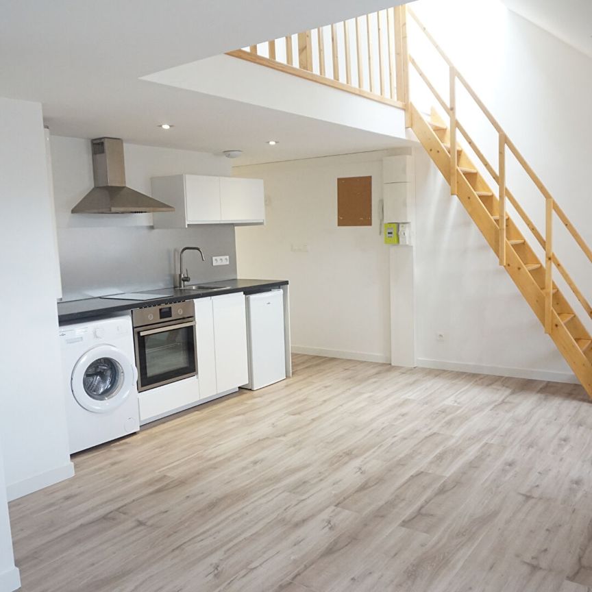 Location Appartement 1 pièce 33m² LILLE 59000 - Photo 1