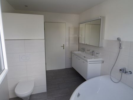 4.5 Zimmer, 141 m², 2. Stock - Photo 4