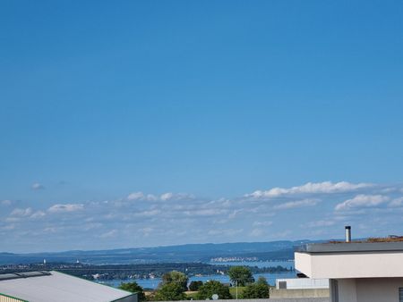 "grosszügige, moderne 2.5-Zimmer-Attika-Wohnung mit grosser Dachterrasse" - Photo 5