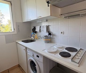 F2 meublé en duplex - Photo 5