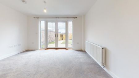 2 bedroom end of terrace house to rent - Photo 2