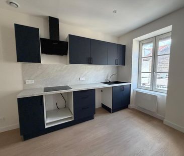 Location Appartement 4 pièces 78m² LYON 6ème - Photo 5